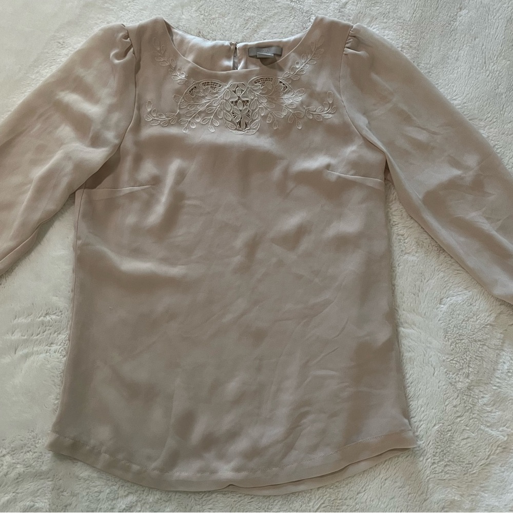 Size 2 H&M long sleeve blouse!